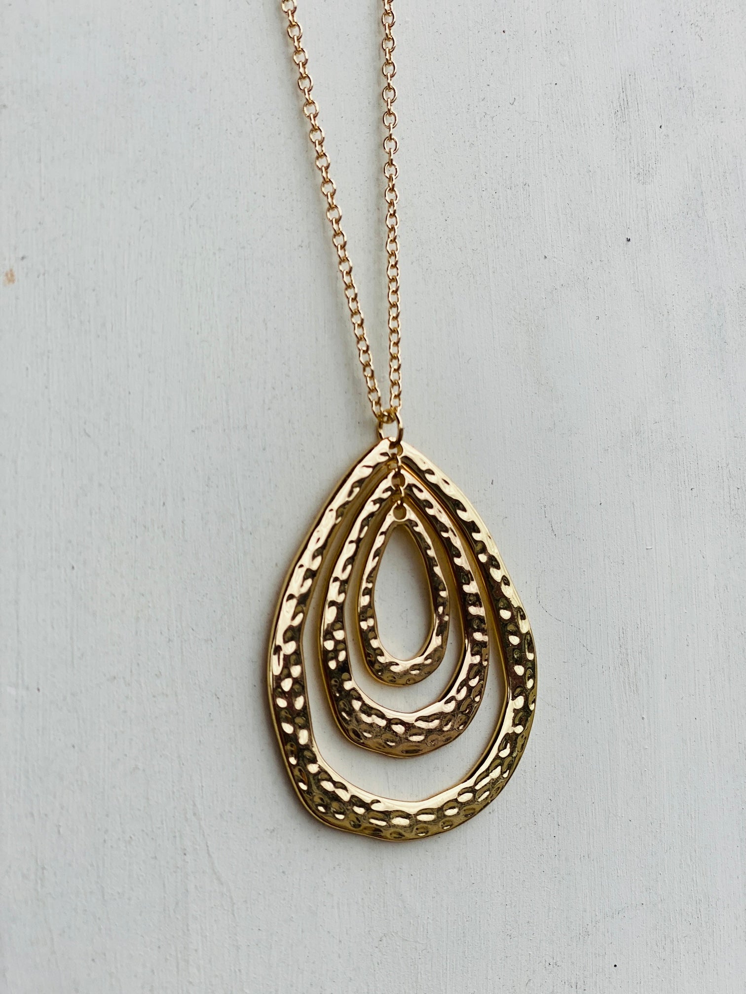 Downtown Mood Gold Hammered Layered Teardrop Necklace