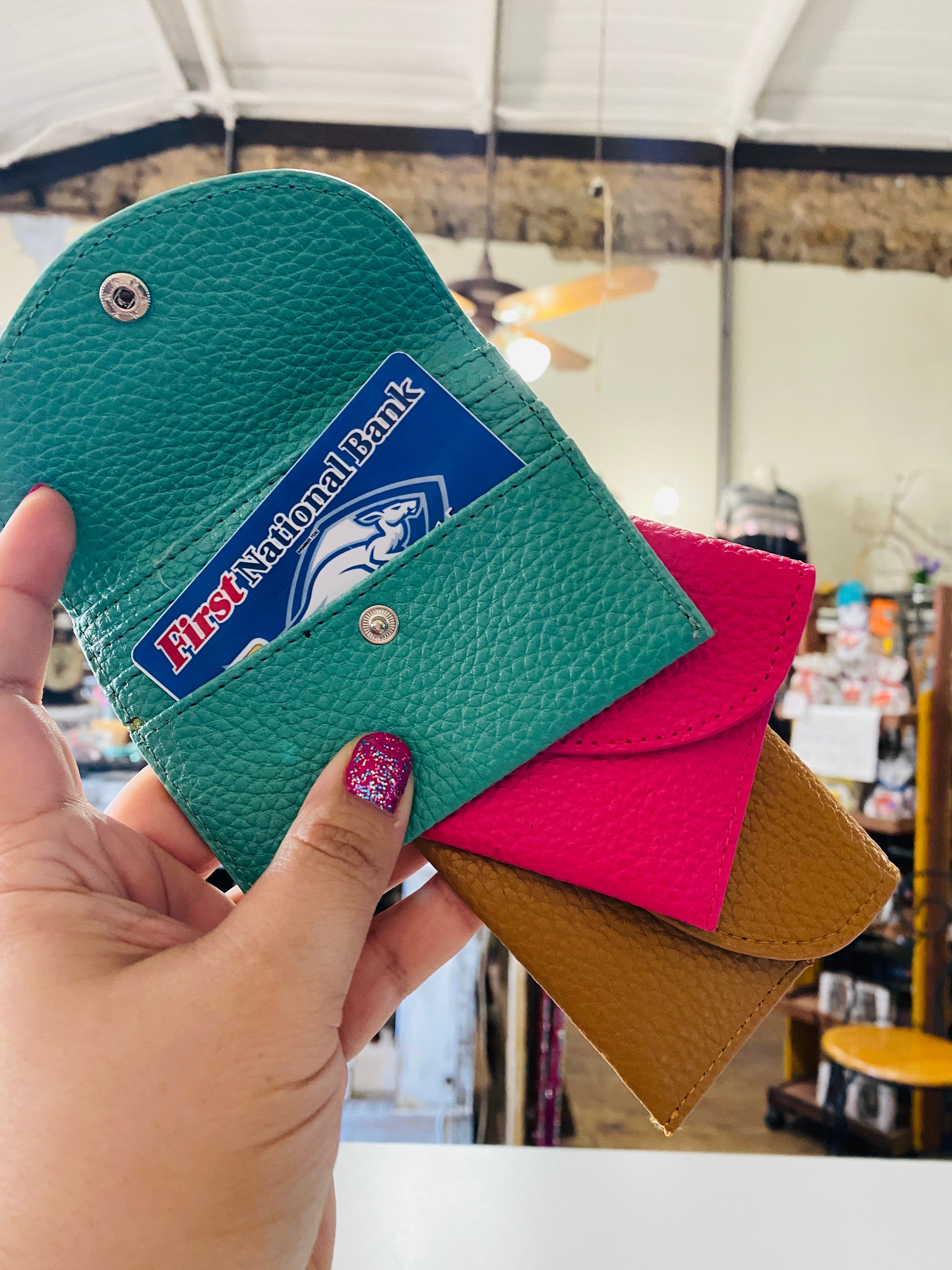 Snap Close Card Holder