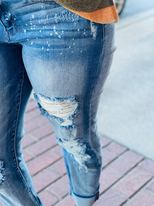 Just An Instinct Judy Blue Mid Rise Boyfriend Destroyed Bleach Splatter Jeans